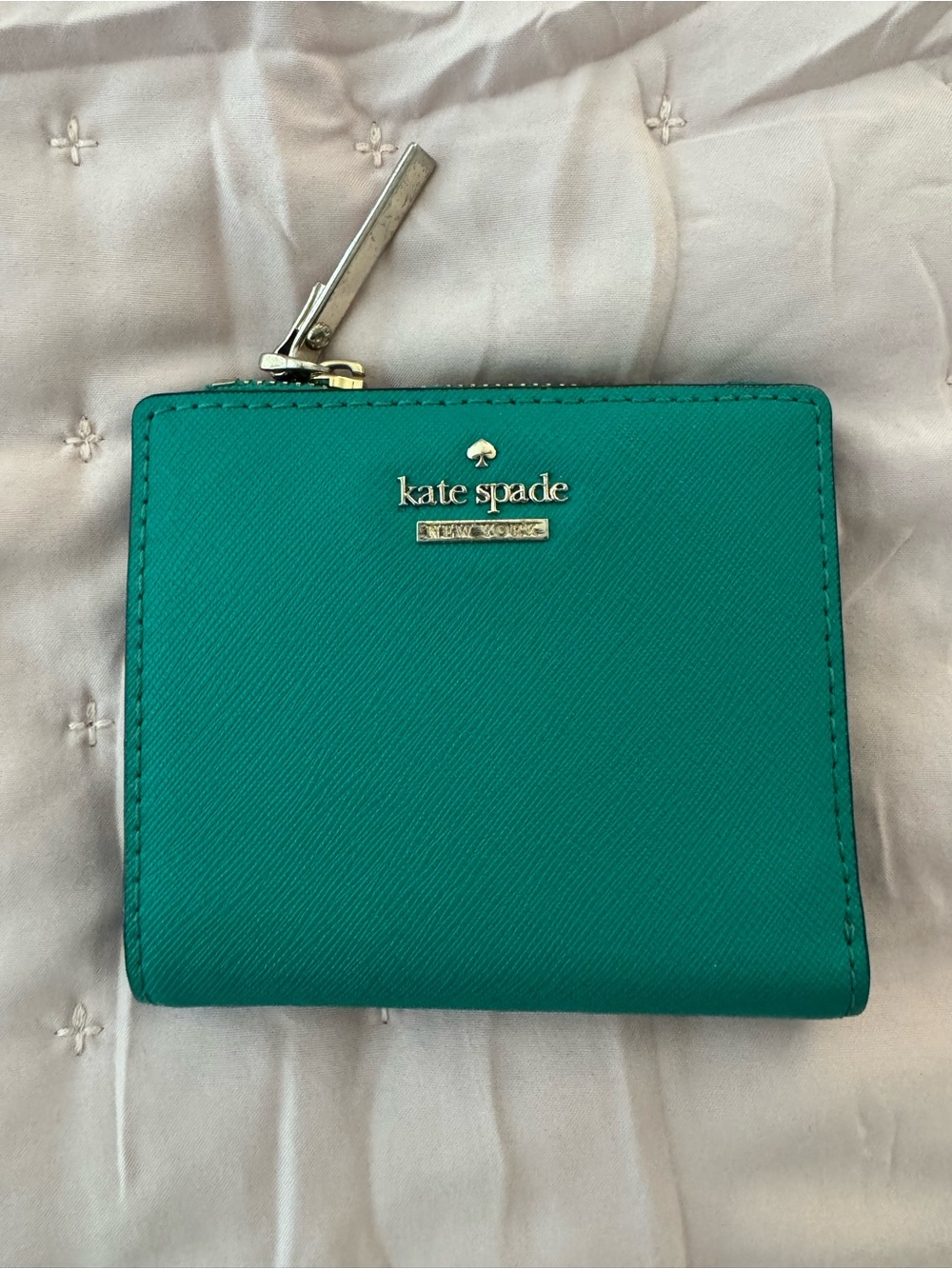 Kate Spade New York compact wallet